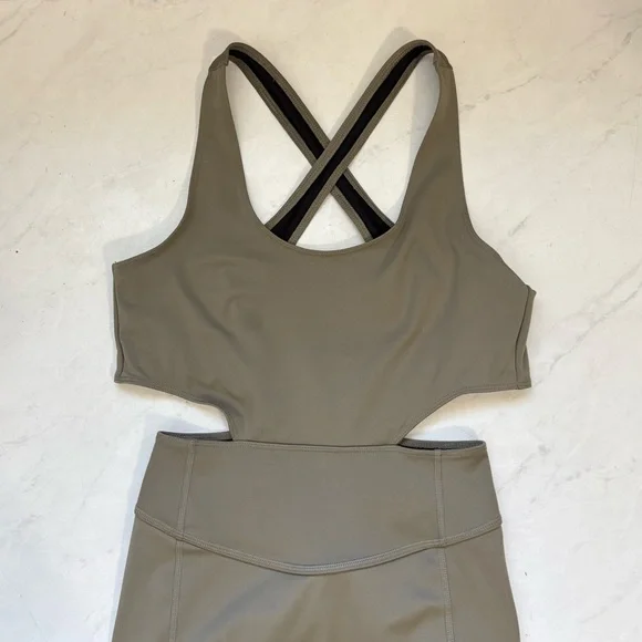 Free People Fp Movement Size Small Sage Green Cut Out Cross Back Jumpsuit Gym - Picture 4 of 7
